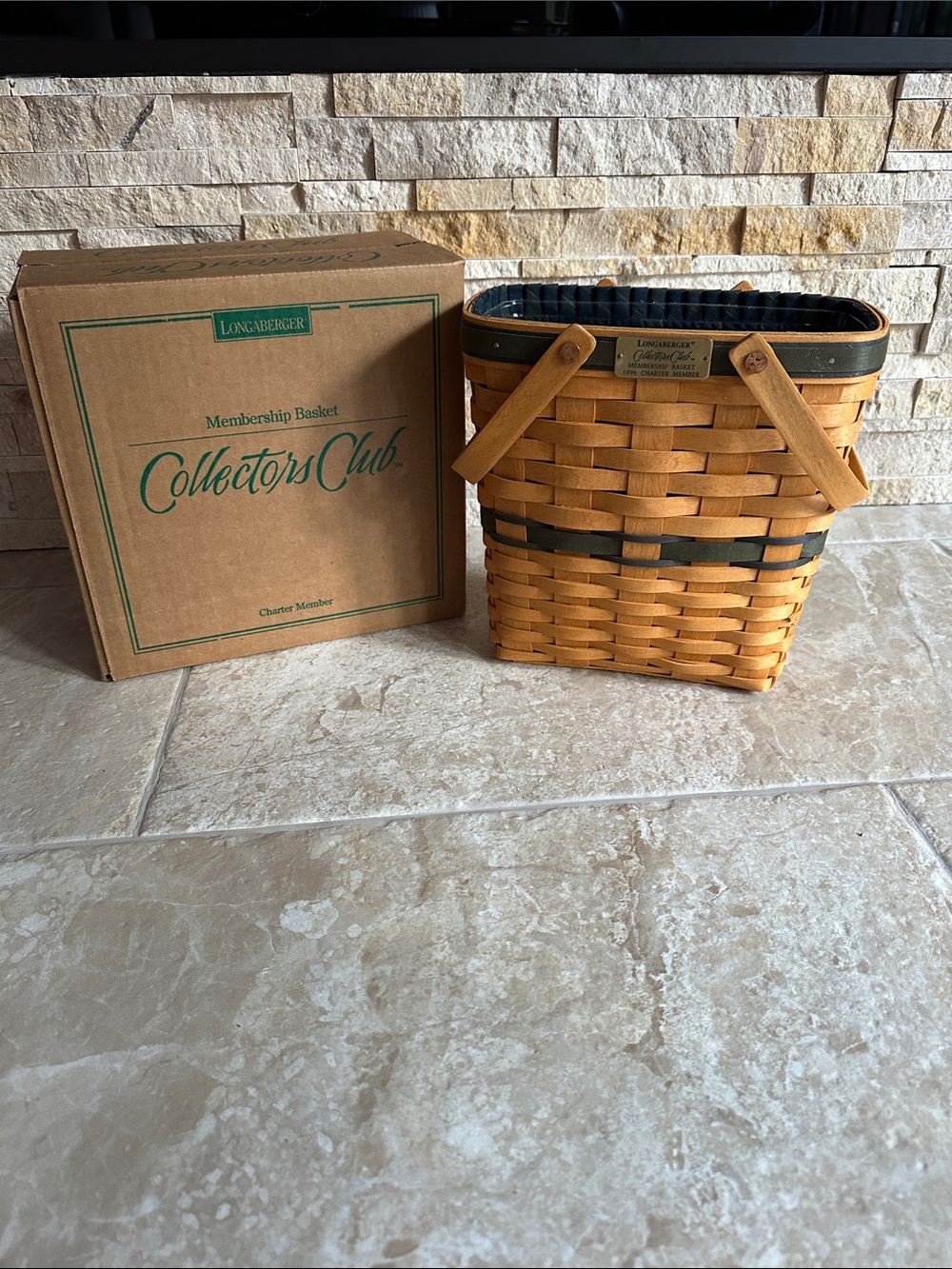 Longaberger 1996 Collectors Club Basket
